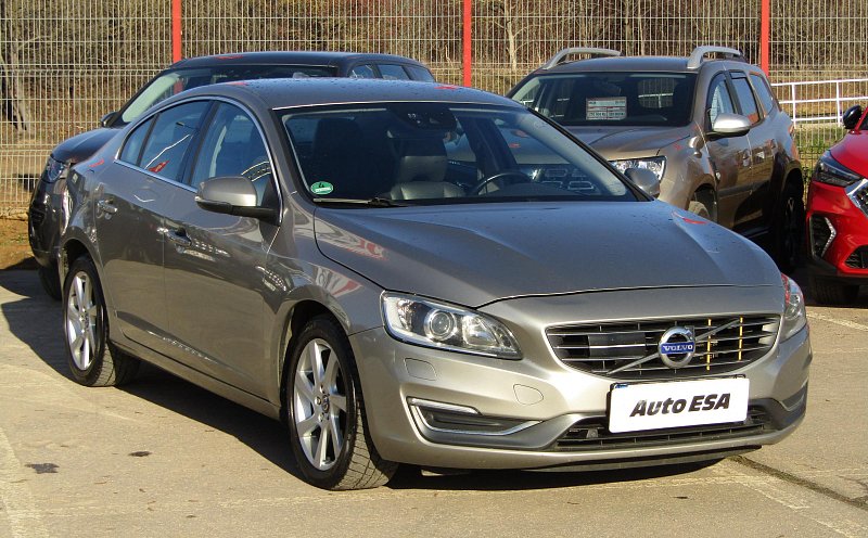 Volvo S60 2.4 D5 