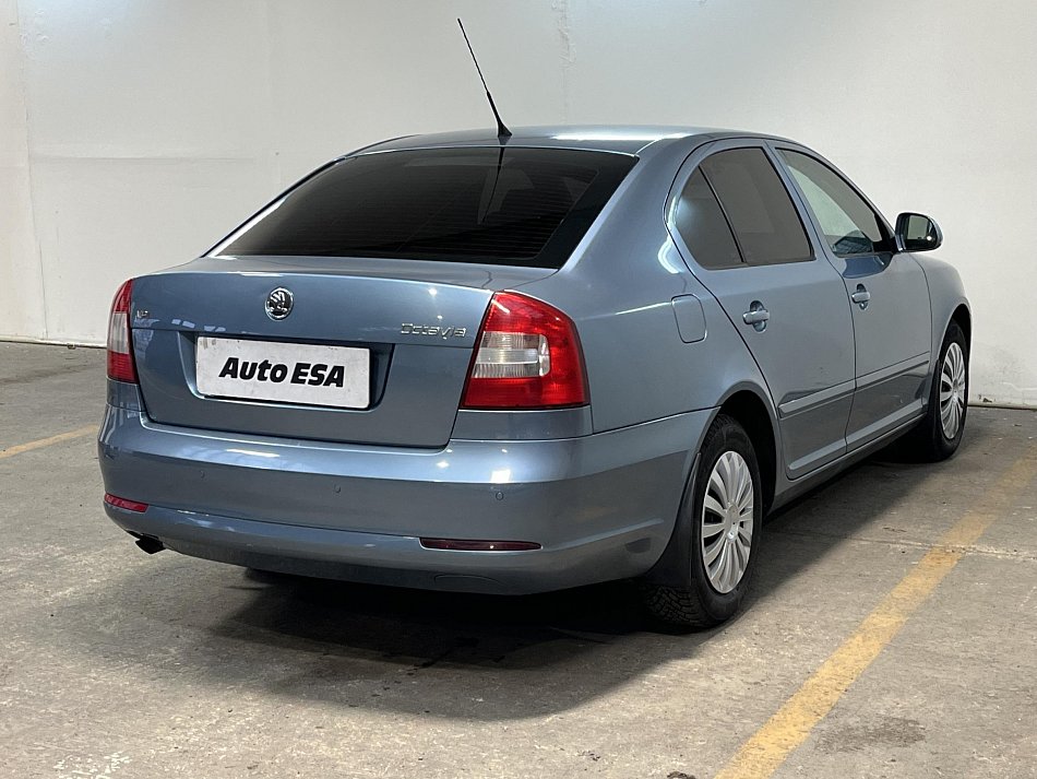 Škoda Octavia II 2.0 TDi Elegance