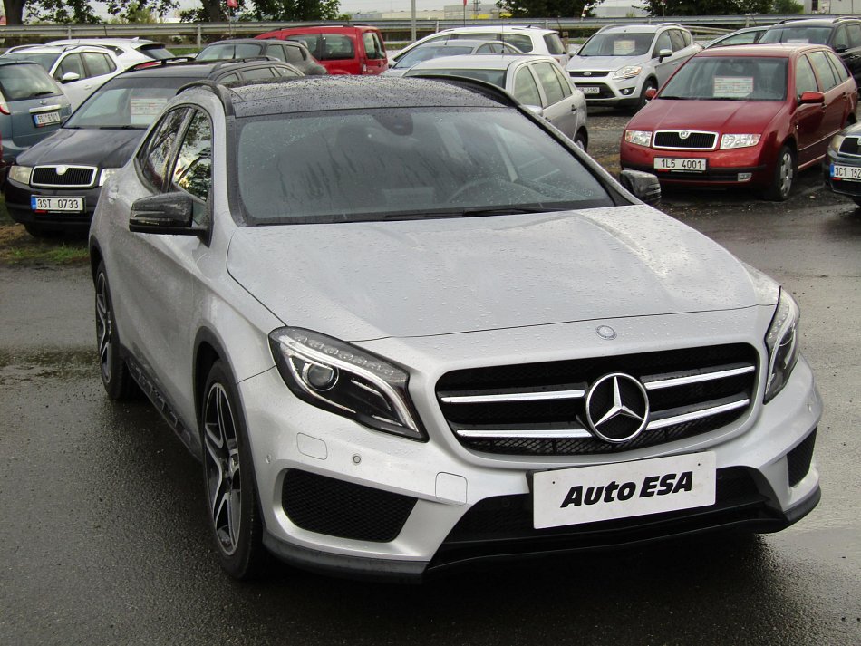 Mercedes-Benz GLA 2.2CDi  220 4M