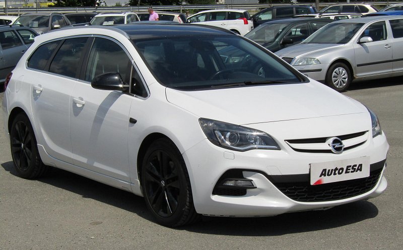 Opel Astra 2.0 CDTi Sport