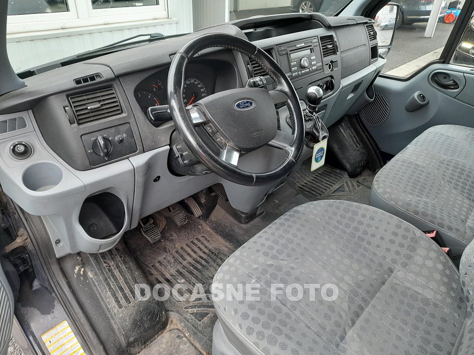 Ford Transit 2.2TDCi Trend L3 6míst