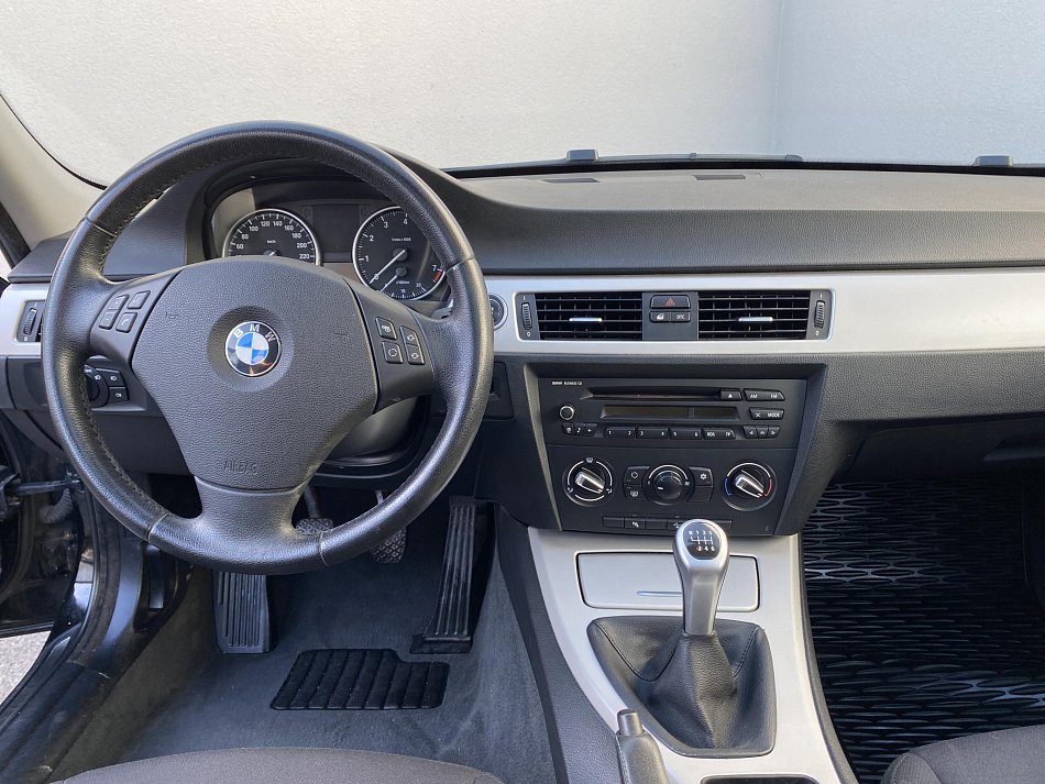 BMW Řada 3 3.0 i  325i xDrive