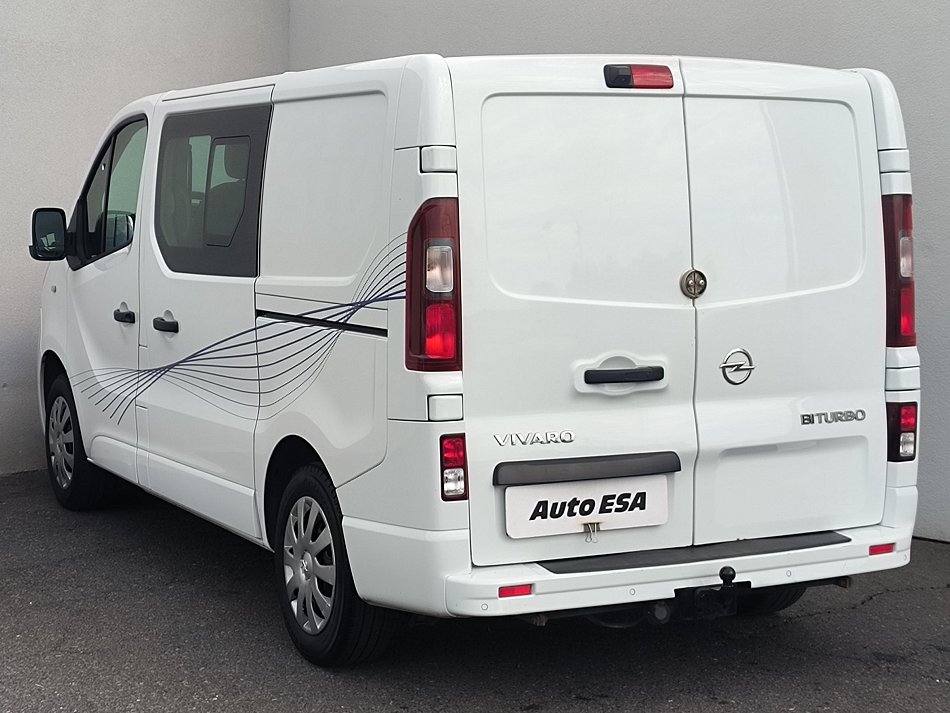 Opel Vivaro 1.6CDTi  5míst