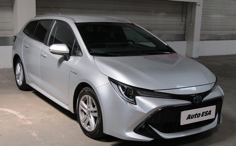 Toyota Corolla 1.8HSD Active