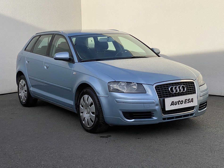 Audi A3 1.6i Attraction