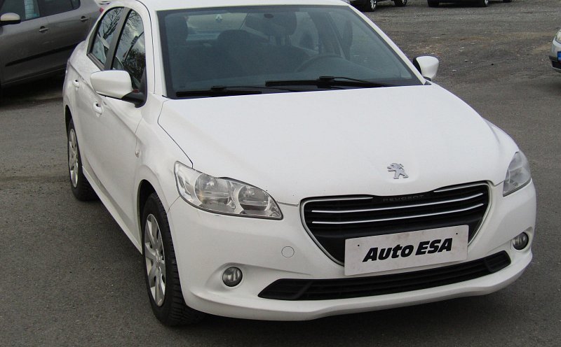 Peugeot 301 1.2 i 