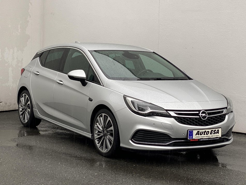 Opel Astra 1.6 T Innovation