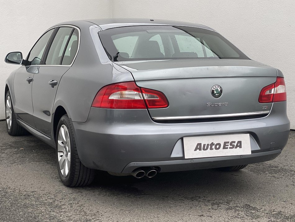 Škoda Superb II 2.0 TDi Ambition