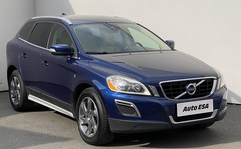 Volvo XC60 2.4 D3 Ocean Race AWD