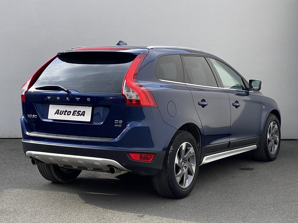 Volvo XC60 2.4 D3 Ocean Race AWD