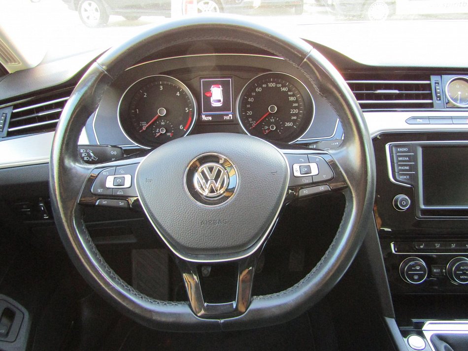 Volkswagen Passat 2.0 TDi 