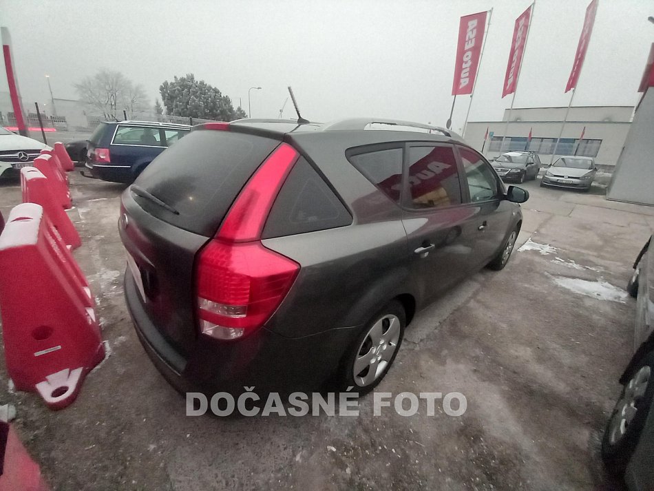 Kia Ceed 1.4i 