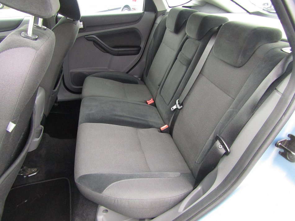 Ford Focus 1.8 i Ghia