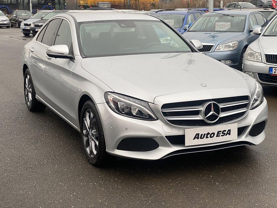 Mercedes-Benz Třída C 2.2 CDi  220d