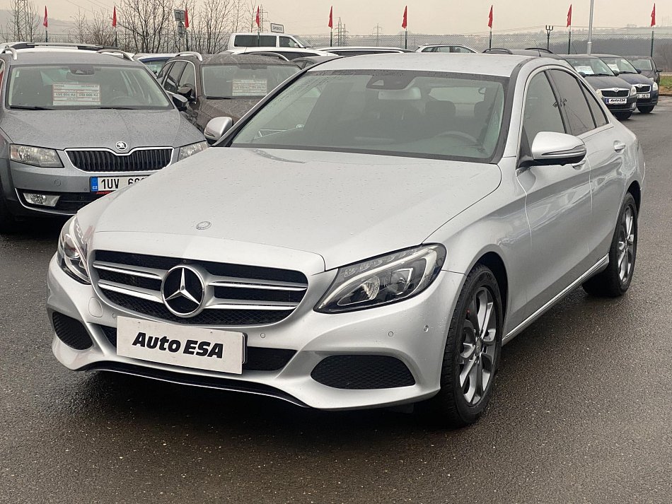 Mercedes-Benz Třída C 2.2 CDi  220d