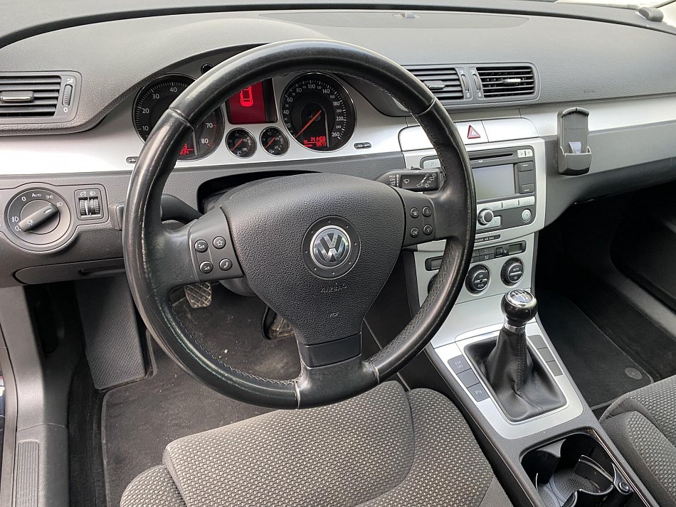 Volkswagen Passat 1.6i Comfortline