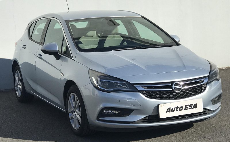 Opel Astra 1.6CDTi 