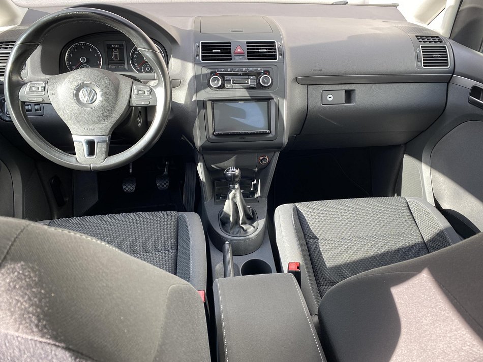 Volkswagen Touran 1.4 TSi Comfortline 7míst