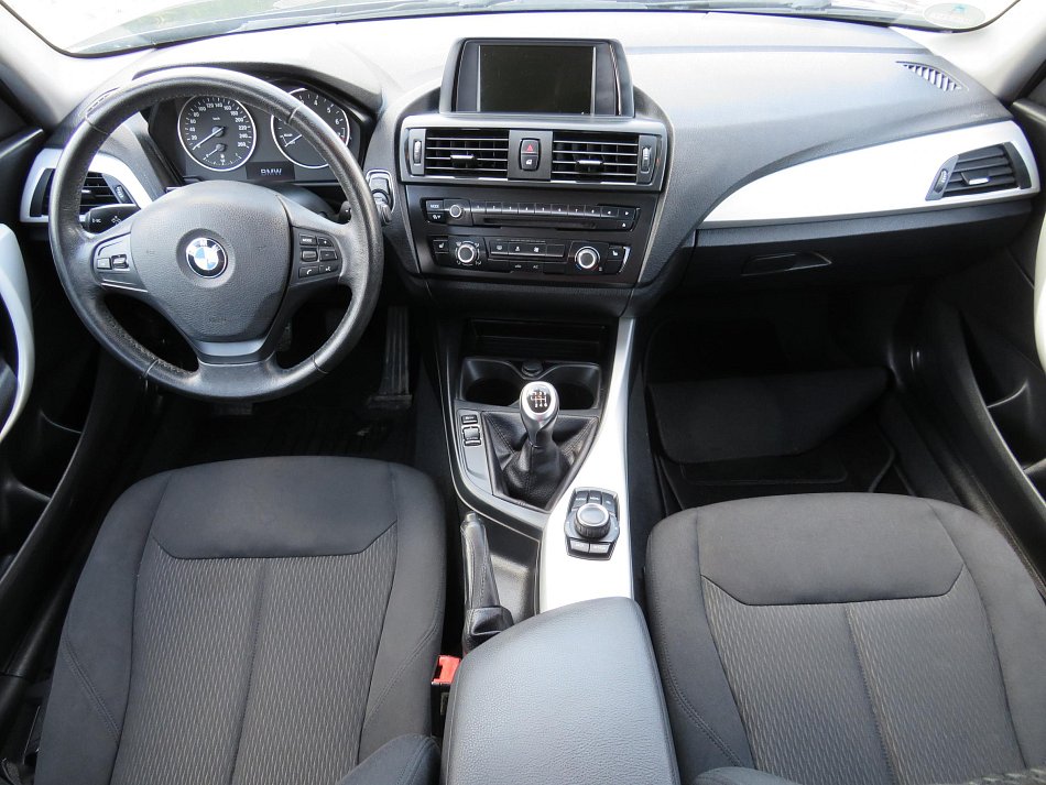 BMW Řada 1 1.6i  114i