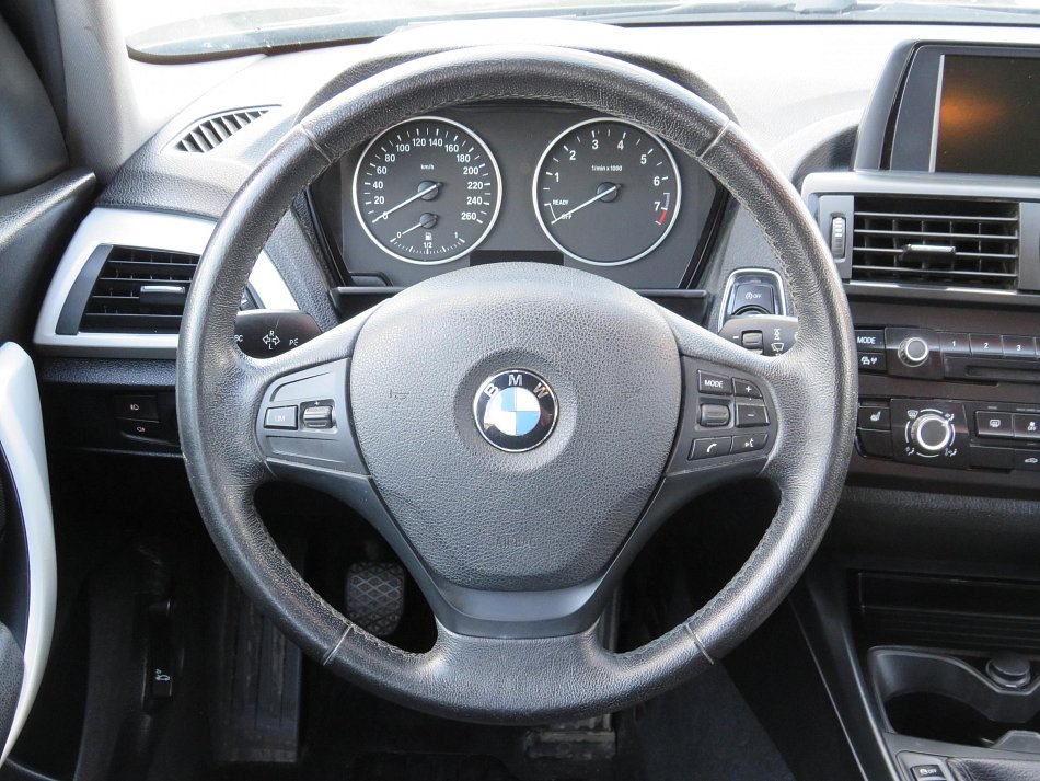 BMW Řada 1 1.6i  114i