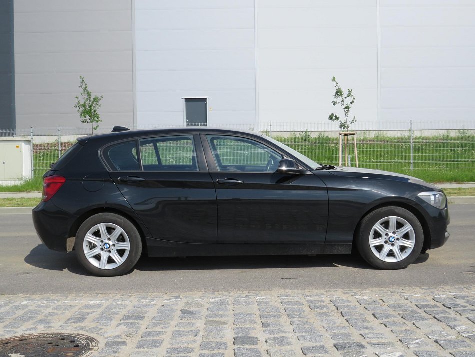 BMW Řada 1 1.6i  114i