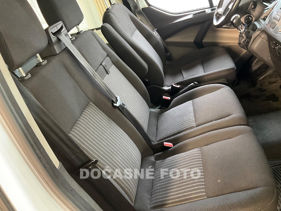 Ford Transit Custom 2.0TDCi Trend L2 6míst DÍLNA