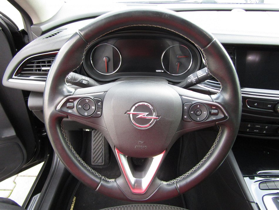 Opel Insignia 2.0CDTi 