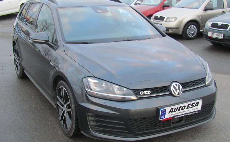 Volkswagen Golf 2.0TDi 