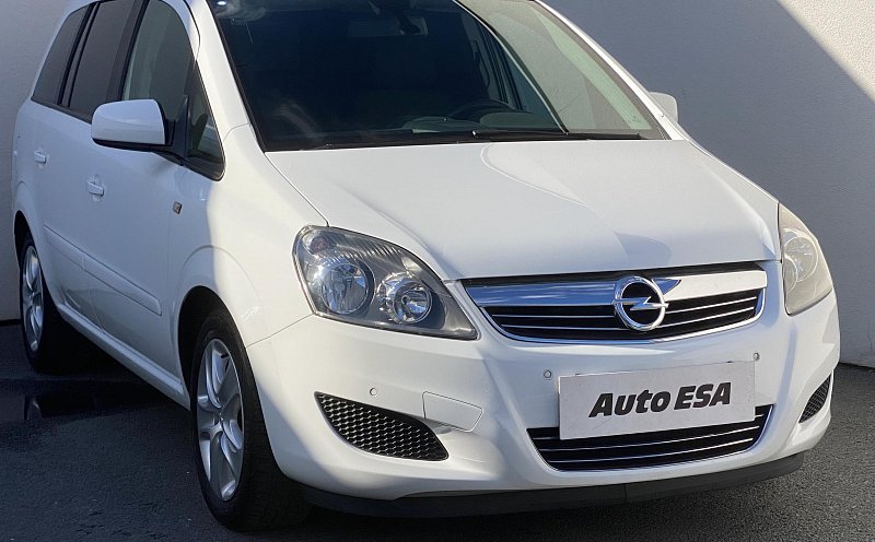 Opel Zafira 1.8 Family 7míst