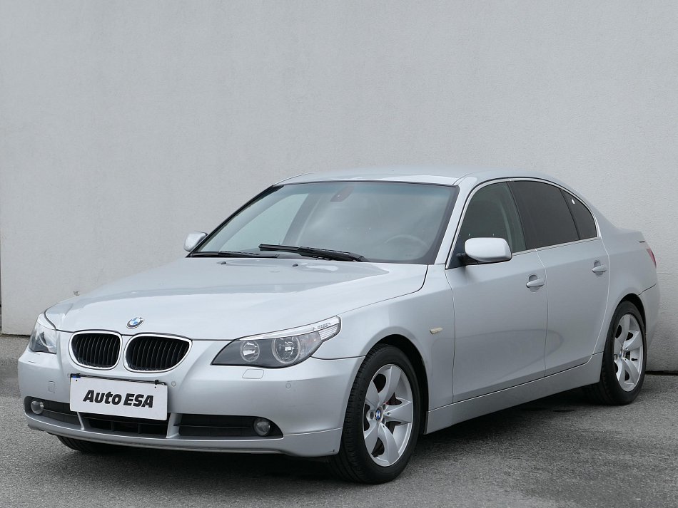 BMW Řada 5 2.2i  520i