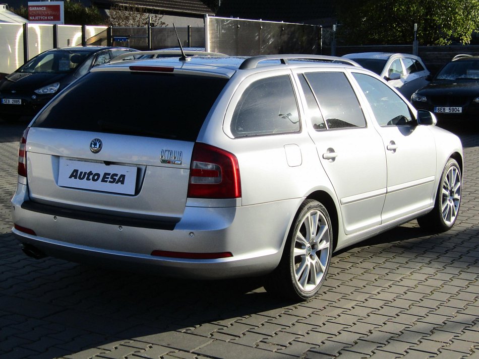 Škoda Octavia II 2.0 TFSi RS