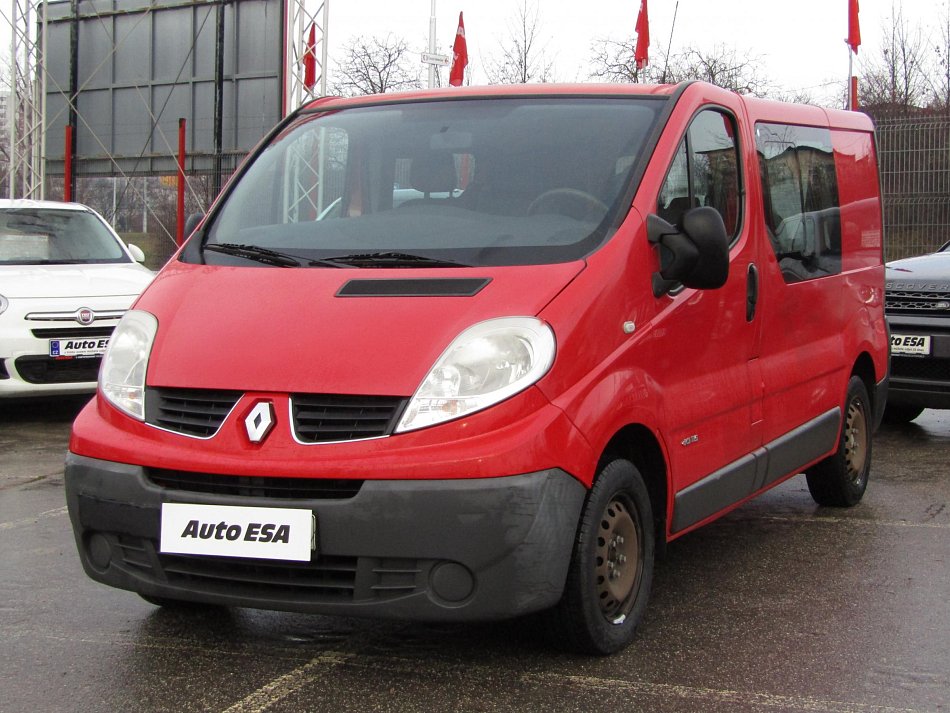 Renault Trafic 2.0dCi  6míst