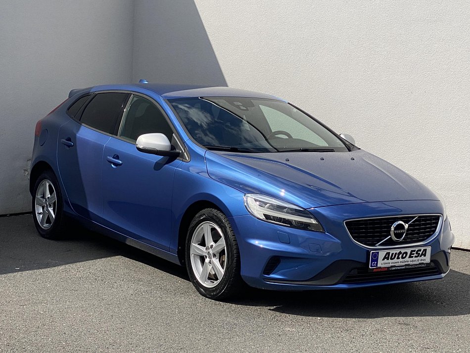 Volvo V40 2.0 D3 R-design