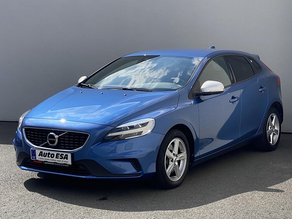 Volvo V40 2.0 D3 R-design