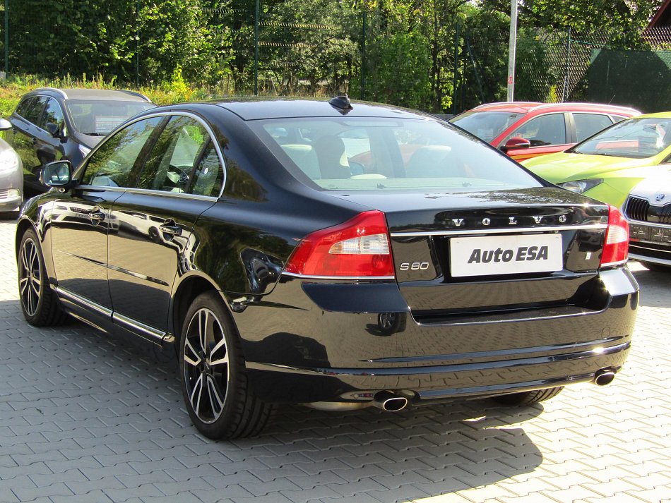 Volvo S80 2.4D5  4x4