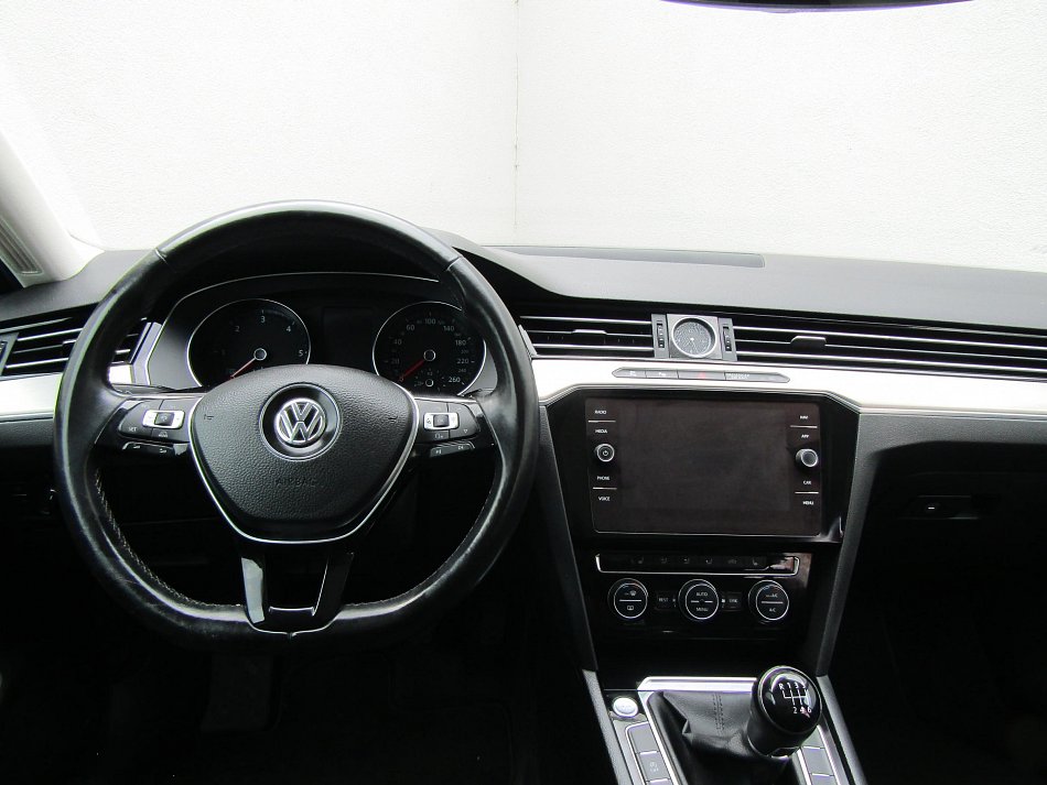 Volkswagen Passat 2.0 TDi Highline