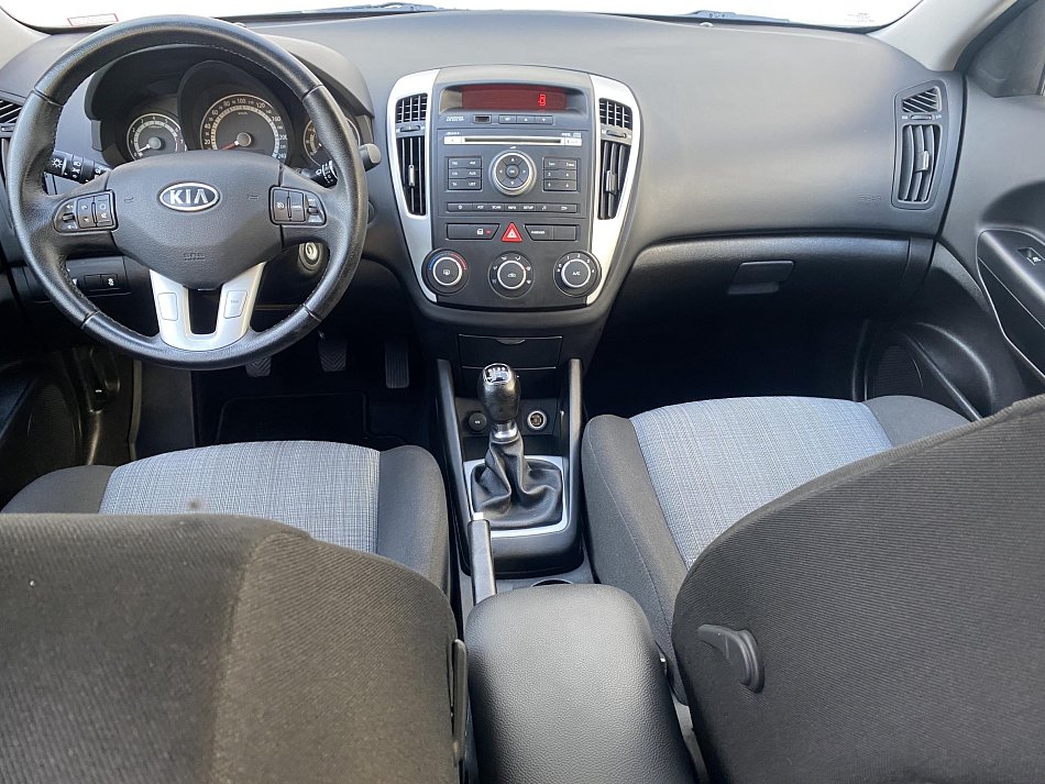 Kia Ceed 1.4CVVT Vision