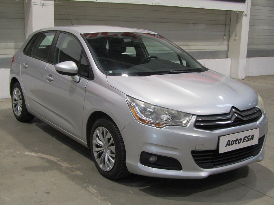 Citroën C4 1.6i 