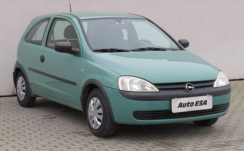 Opel Corsa 1.0 i 