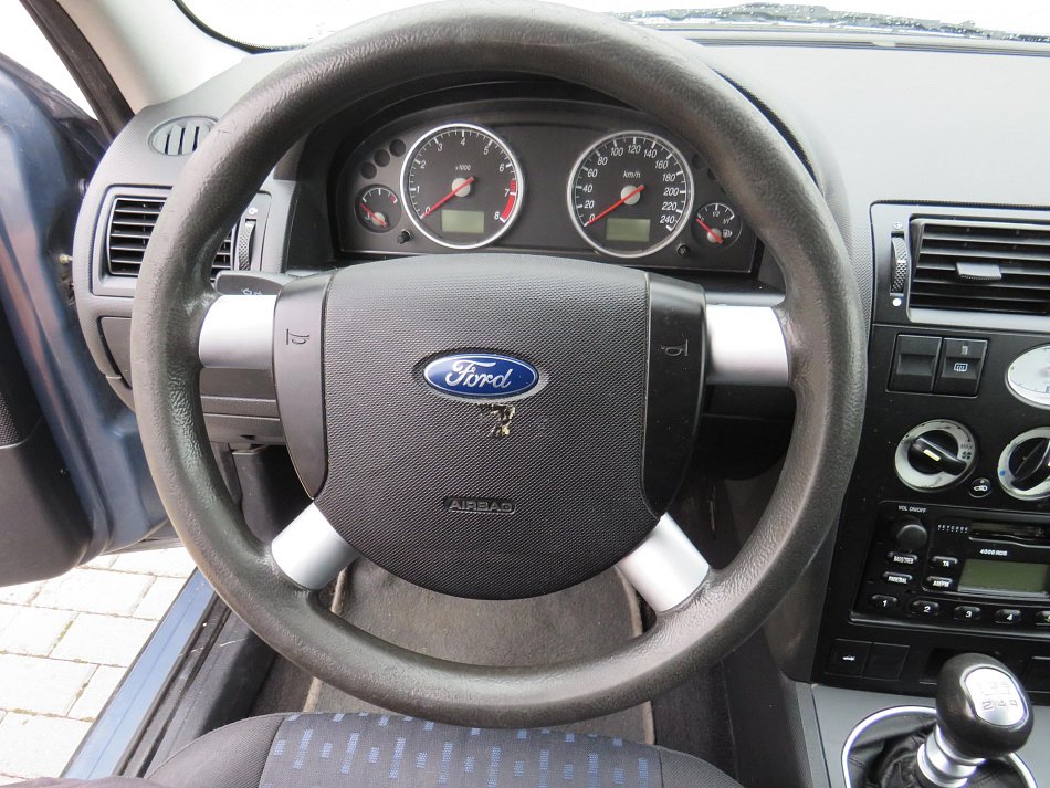 Ford Mondeo 1.8i 