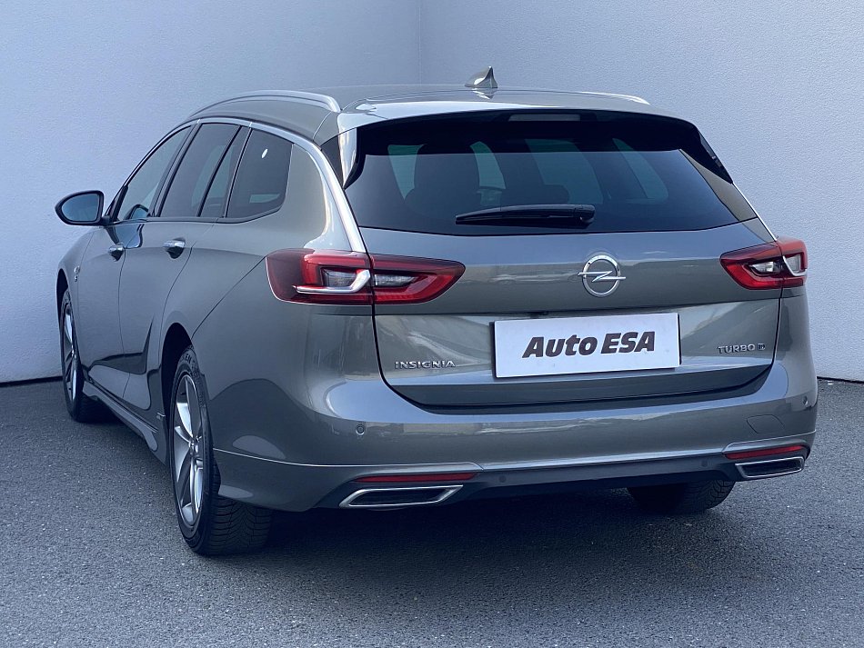 Opel Insignia 2.0 CDTi OPC line