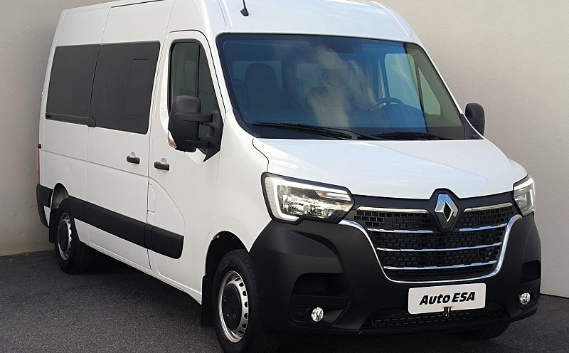 Renault Master 2.3dCi  L2H2 9míst