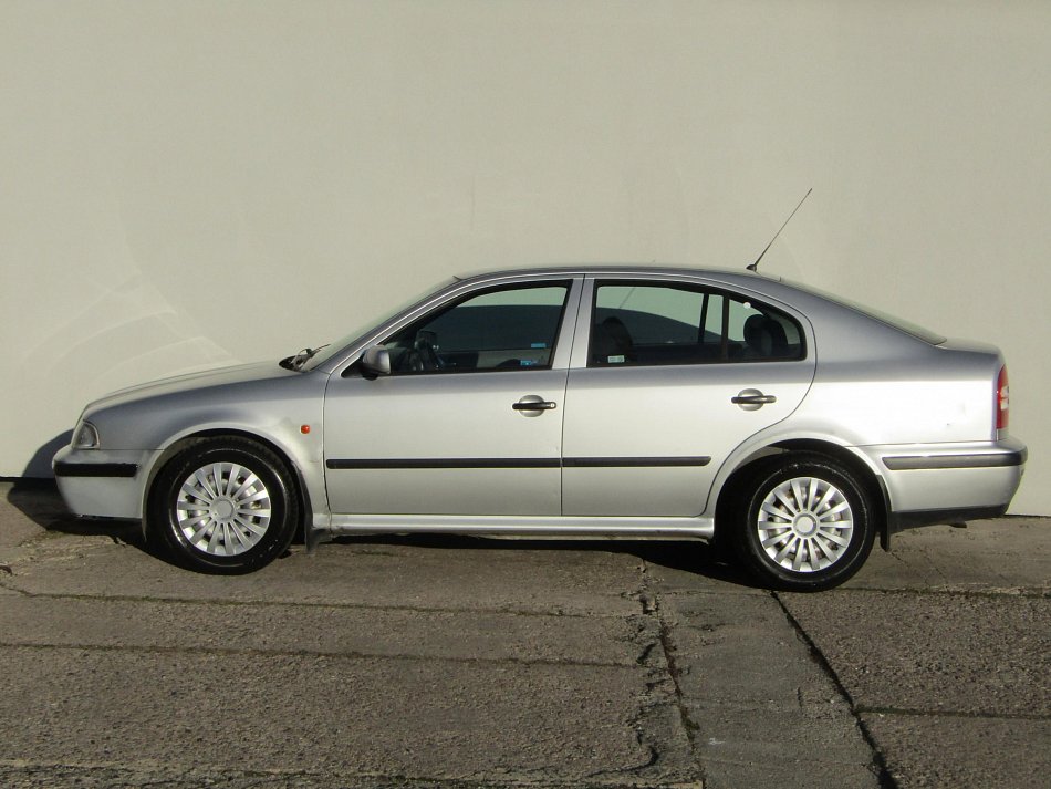 Škoda Octavia 1.6i 