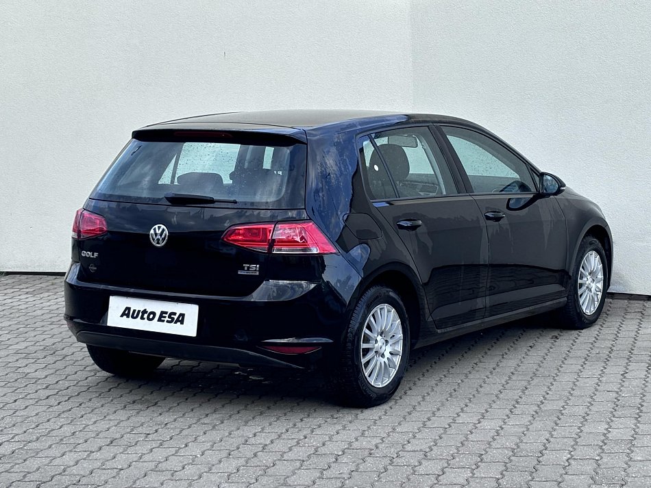 Volkswagen Golf 1.2 TSi 