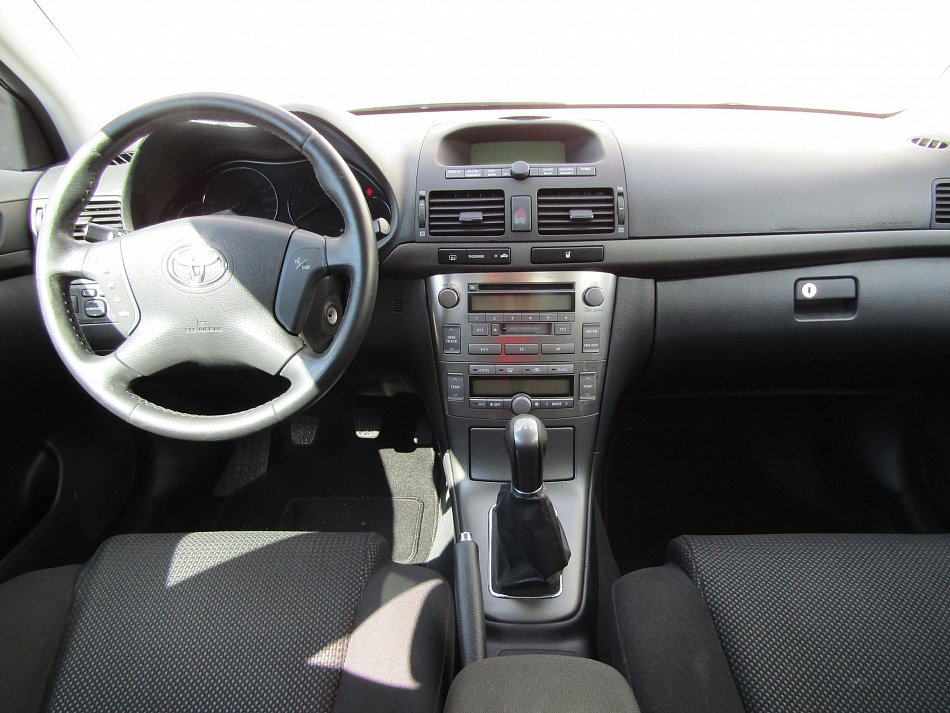 Toyota Avensis 1.8 VVT- i 