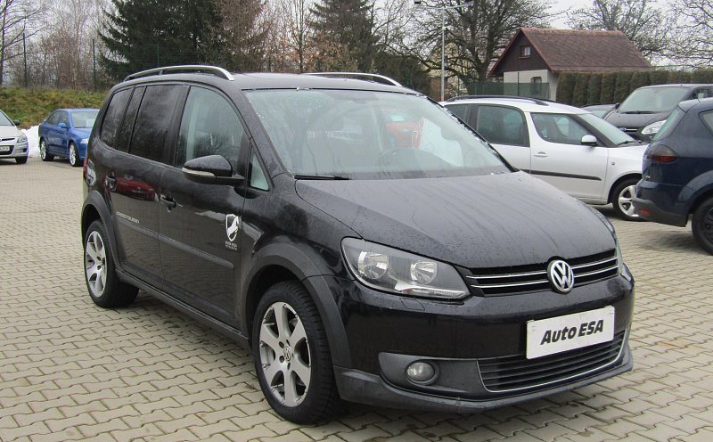 Volkswagen Touran 1.4 TSi CROSS 7míst