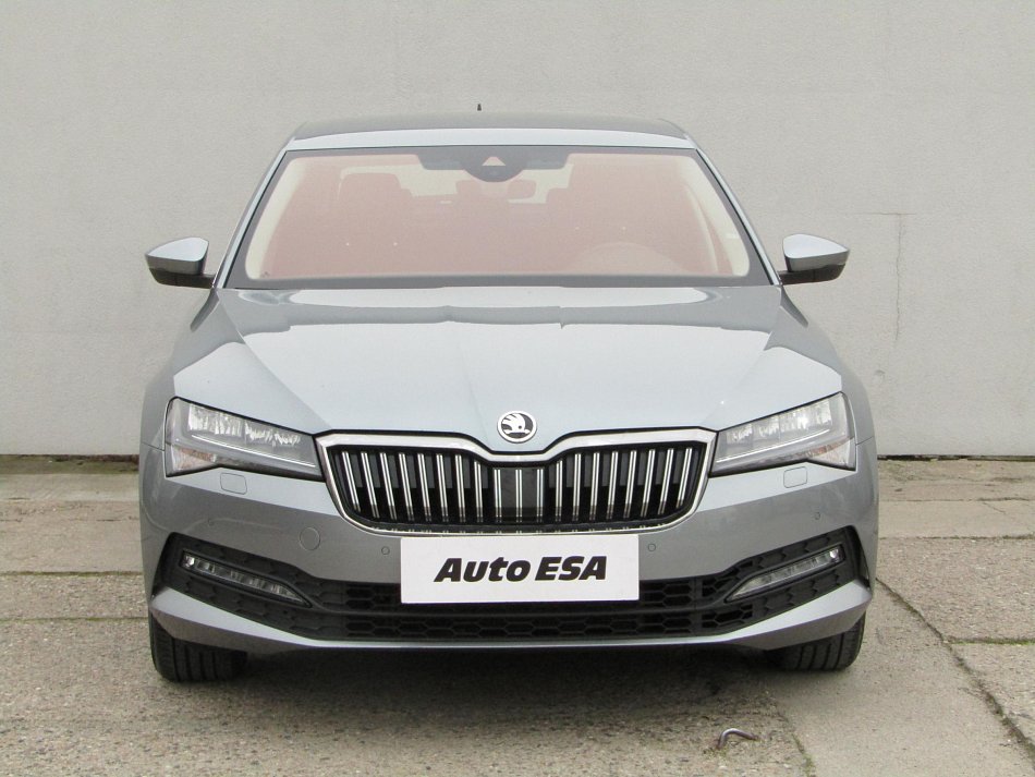 Škoda Superb III 2.0TSi Ambition 4x4