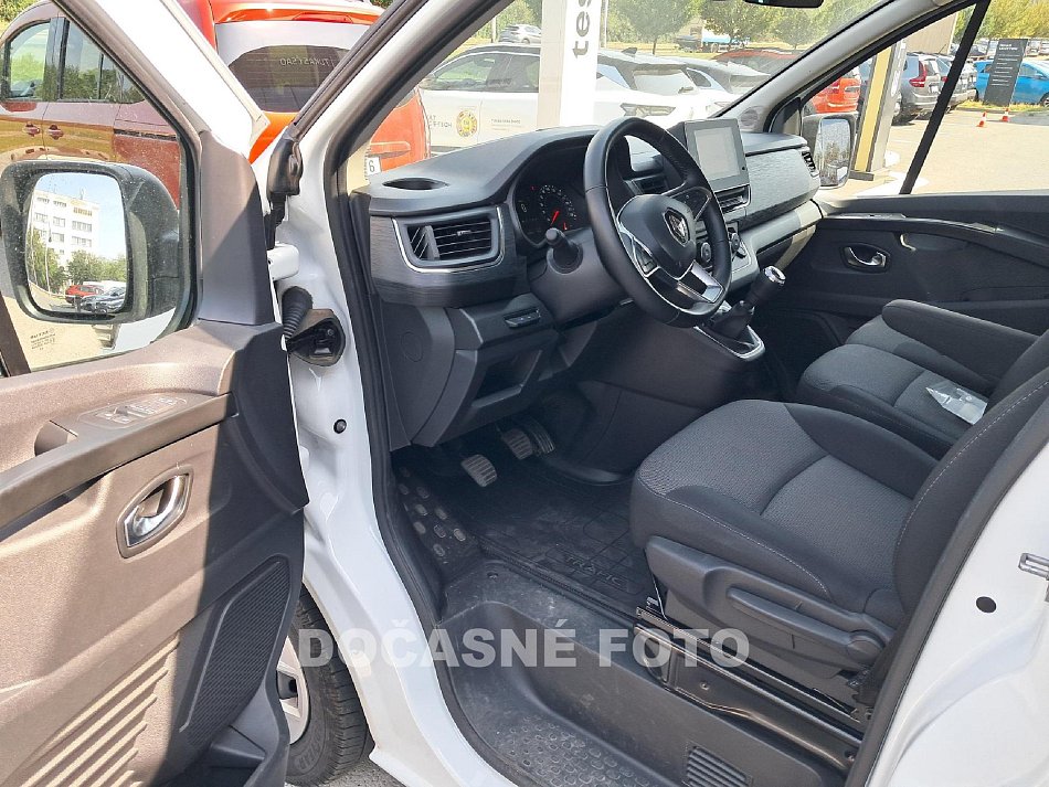 Renault Trafic 2.0dCi Equilibre 9míst