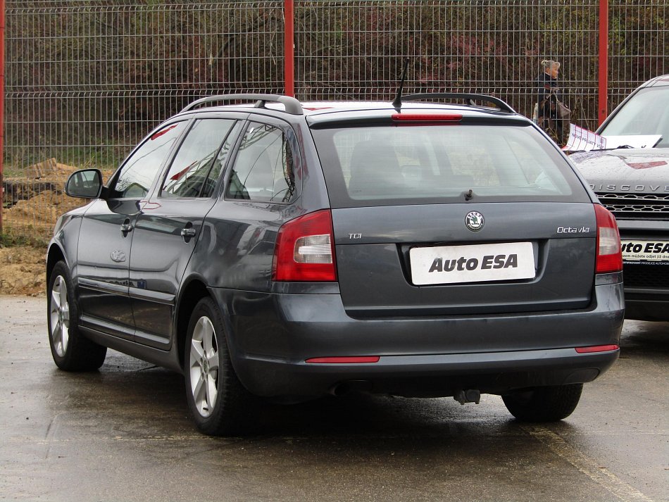 Škoda Octavia II 1.6tdi Ambiente