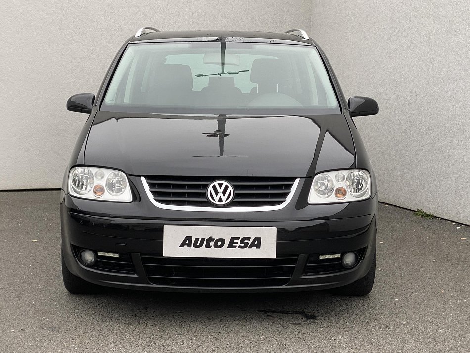 Volkswagen Touran 2.0 TDi  7míst